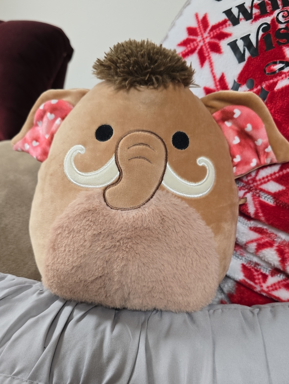 Squishmallow  Chienda The Woolly Mammoth Valentine Collection